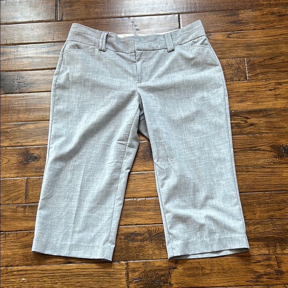 Women's Gray Cropped Pants